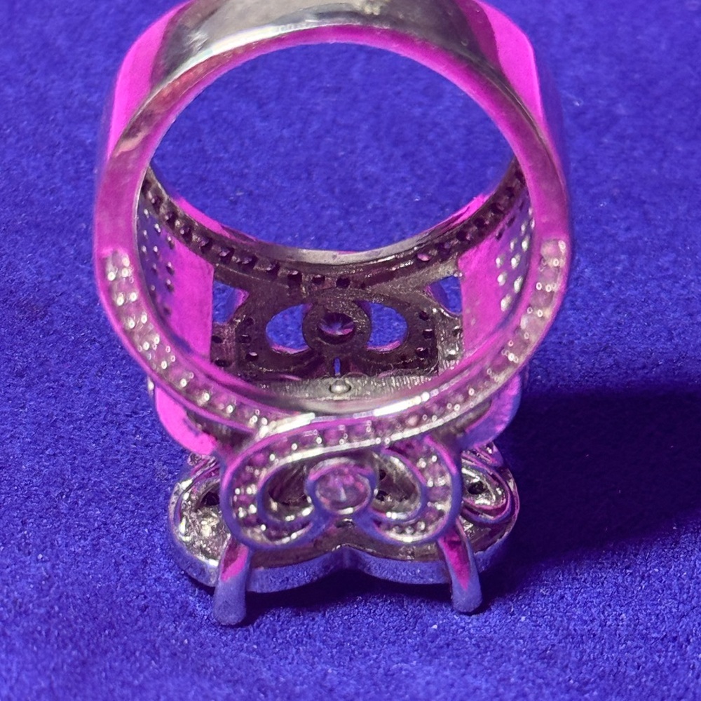 Heart Ring - Picture 11 of 14